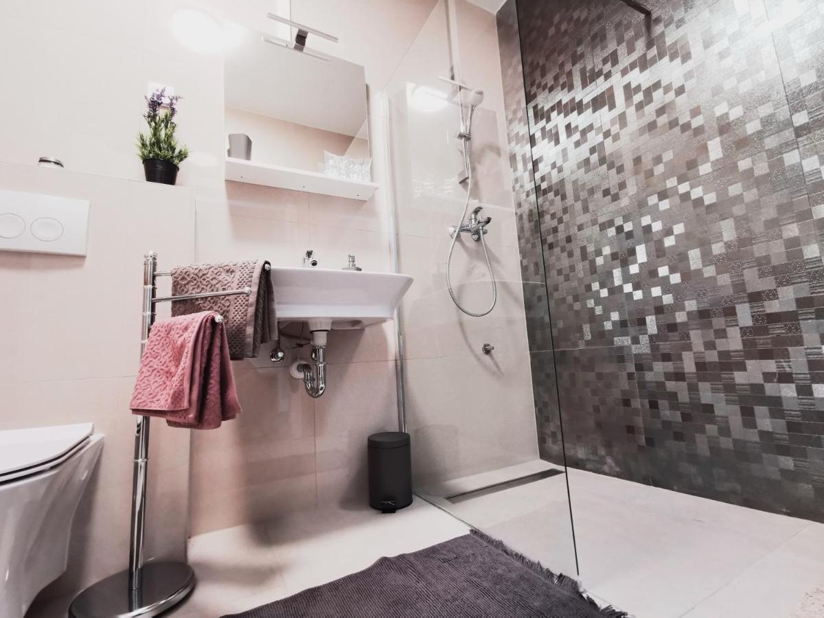 Apartman Angel Osijek Extérieur photo