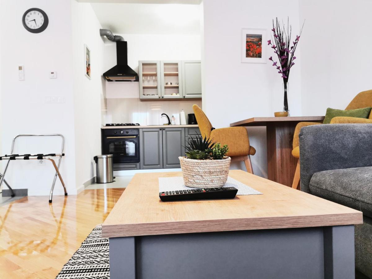Apartman Angel Osijek Extérieur photo